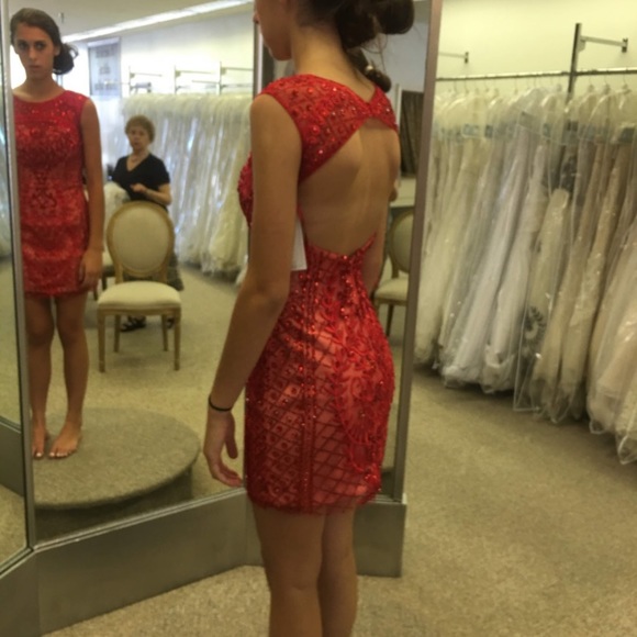 Gorgeous Red Beaded & Sequin Dress - Picture 9 of 12